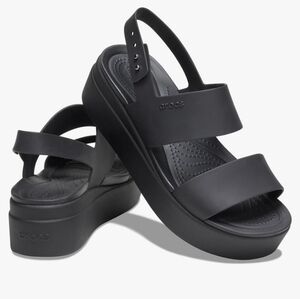 Crocs Women’s Brooklyn Low Wedges Platform Sandals Black Women's Size 8